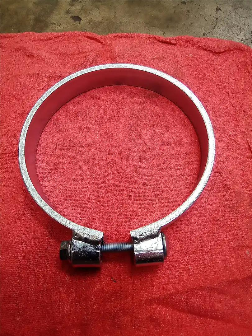 NEW MUFFLER CLAMP indicator image 1