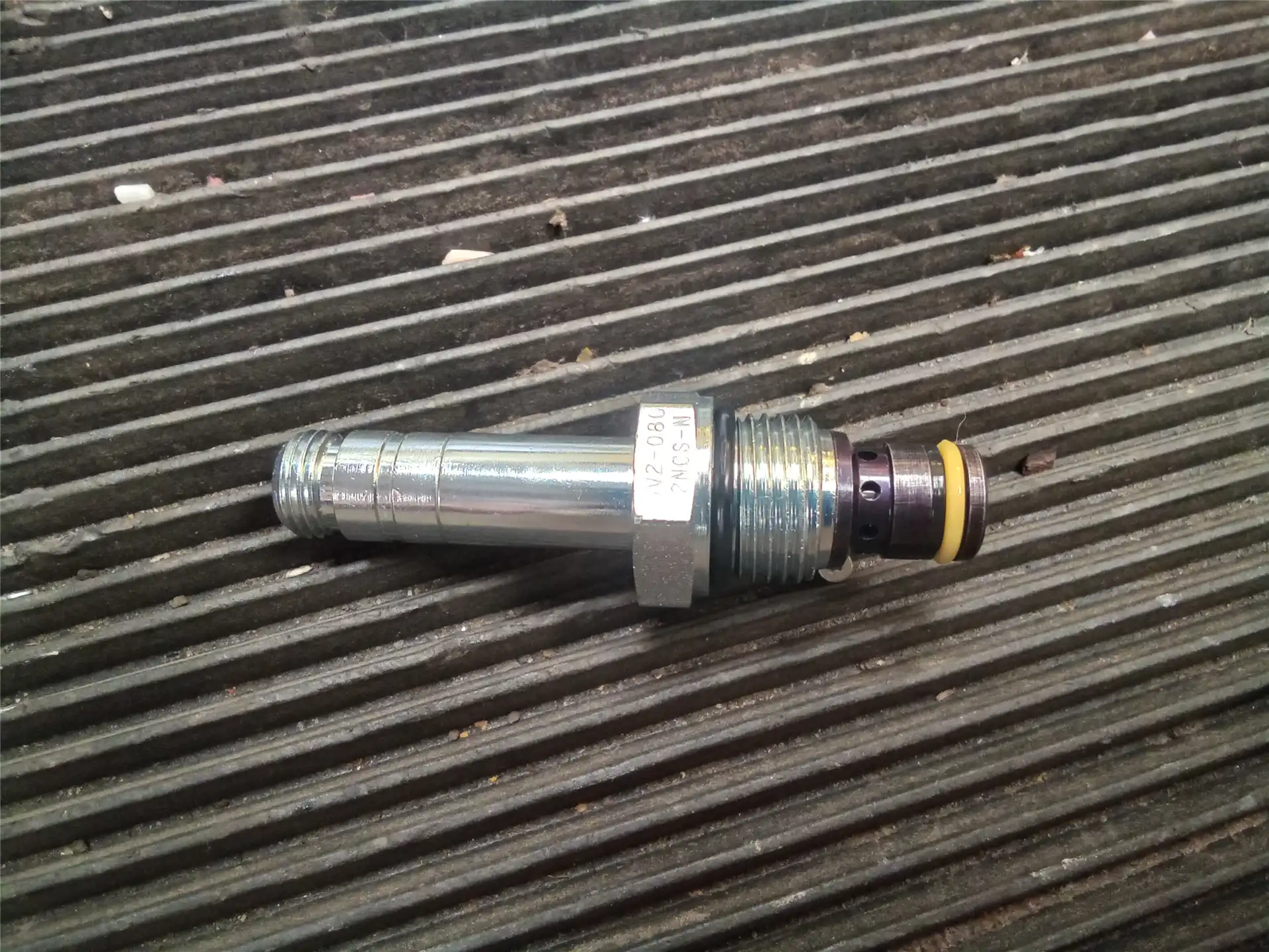NEW SPOOL VALVE indicator image 1
