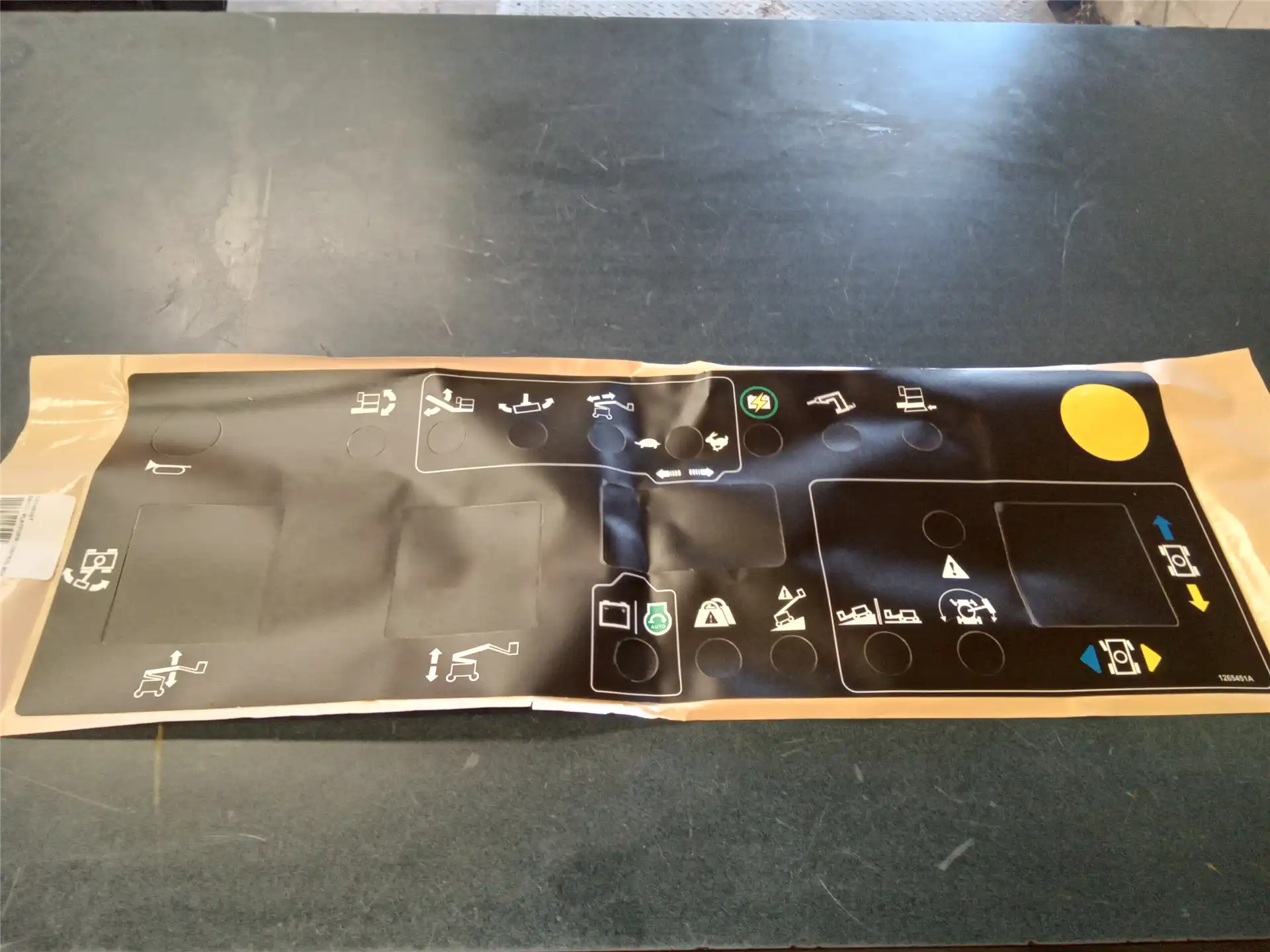 NEW DECAL PLATFORM indicator image 1