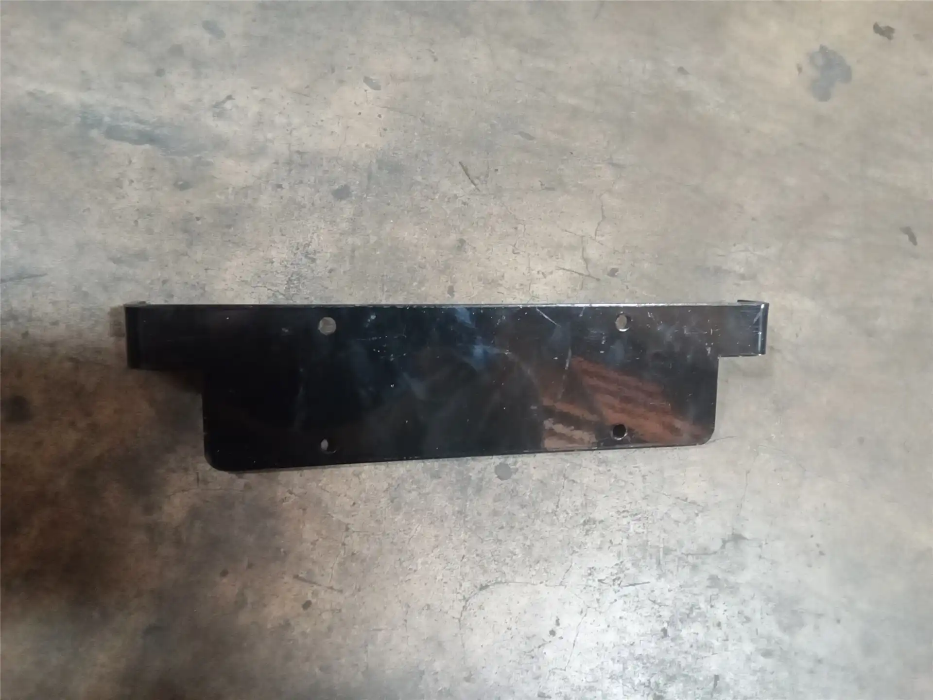 NEW AXLE PLATE image 2