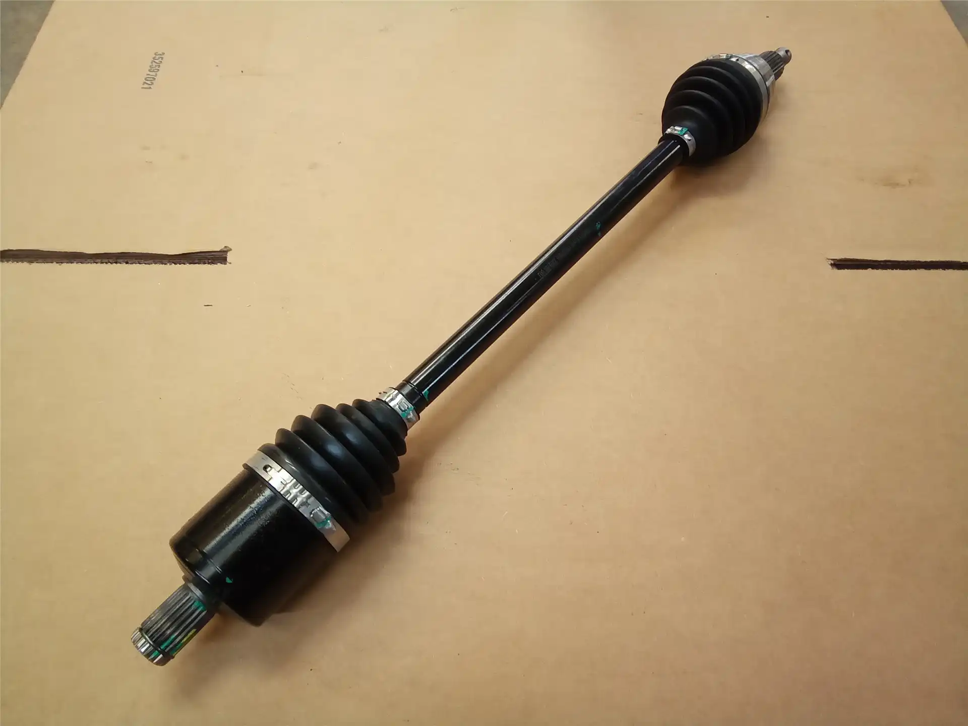 NEW FRONT CV AXLE image 2