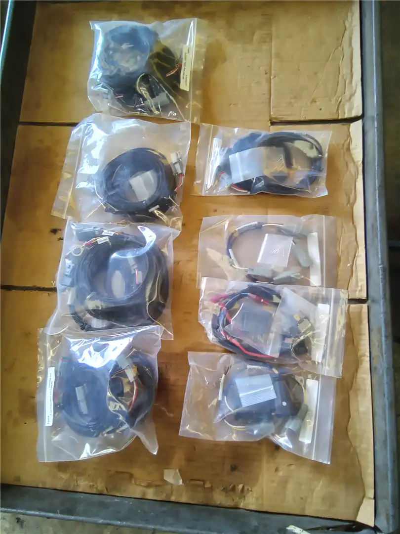 NEW AUXILIARY HYDR indicator image 1