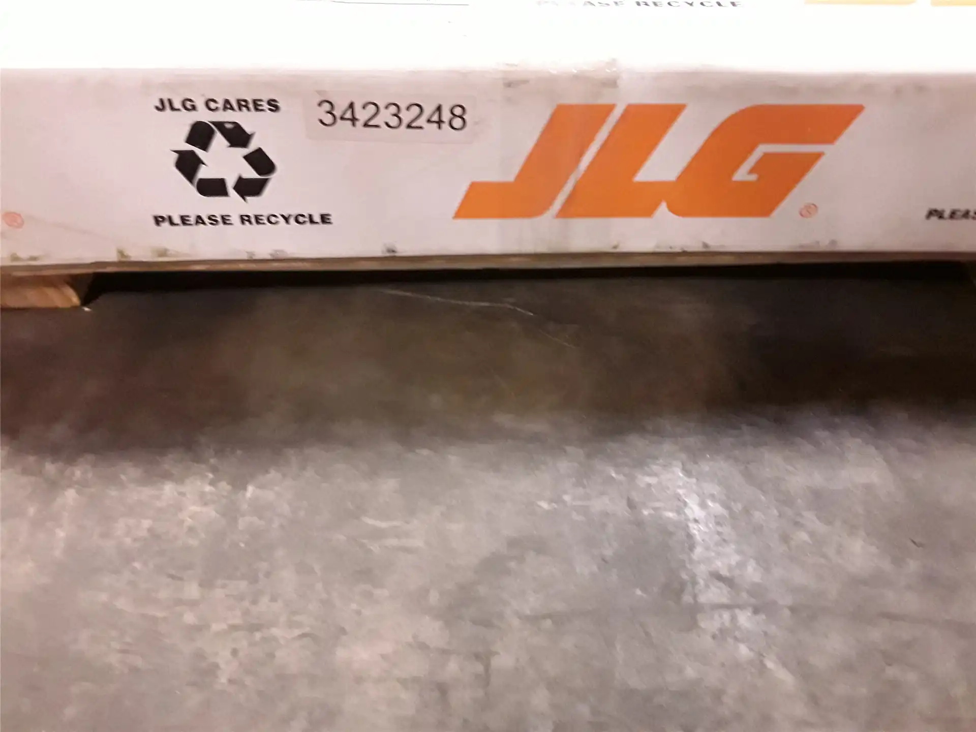 NEW PIN AXLE PIVOT image 2