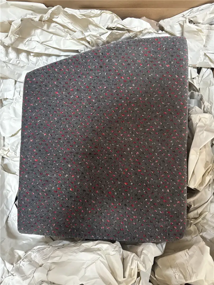 NEW CUSHION image 5