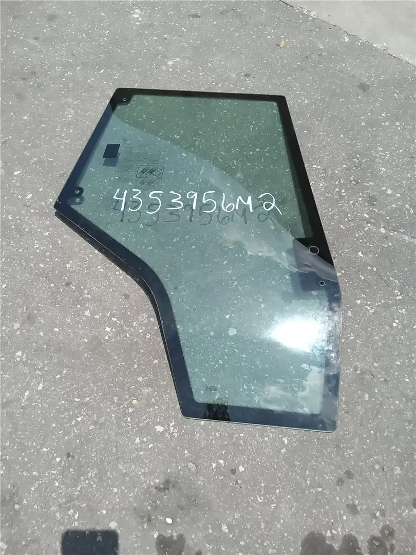NEW RH GLASS indicator image 1