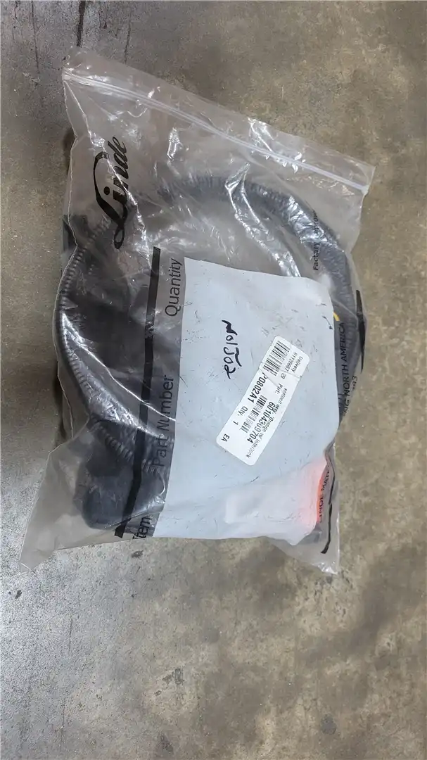 NEW SEATBELT ASSY image 2