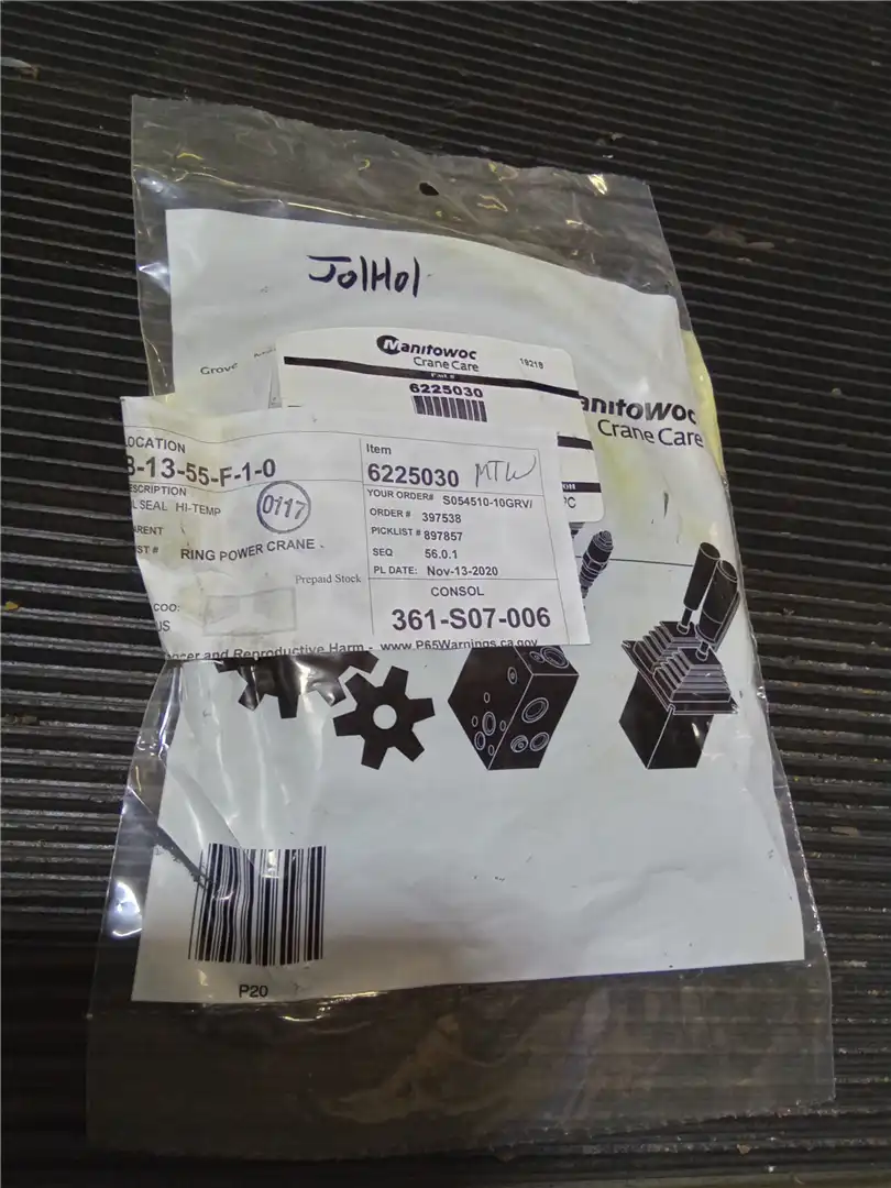 NEW OIL SEAL image 2