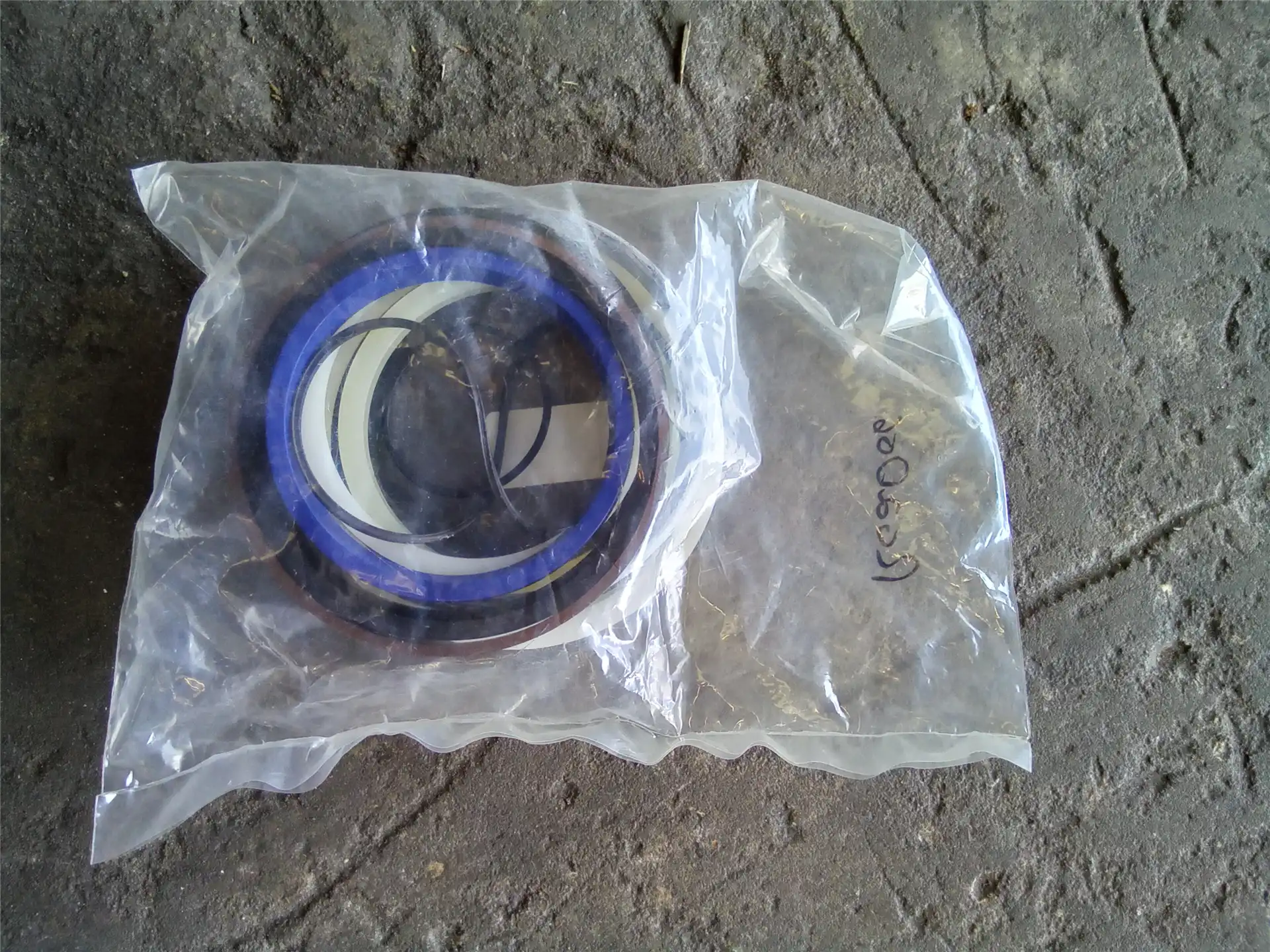 NEW SEAL KIT indicator image 1