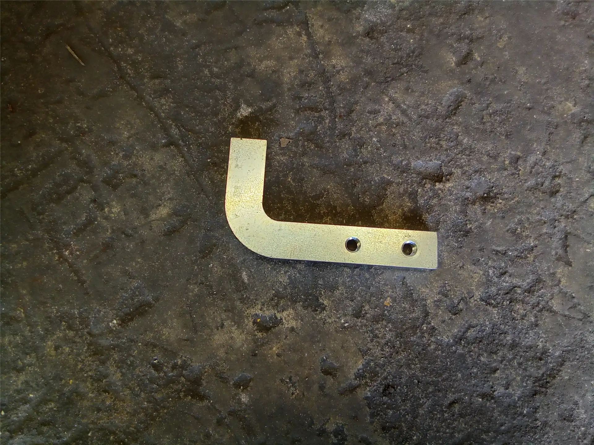 NEW WEAR PAD PLATE image 2