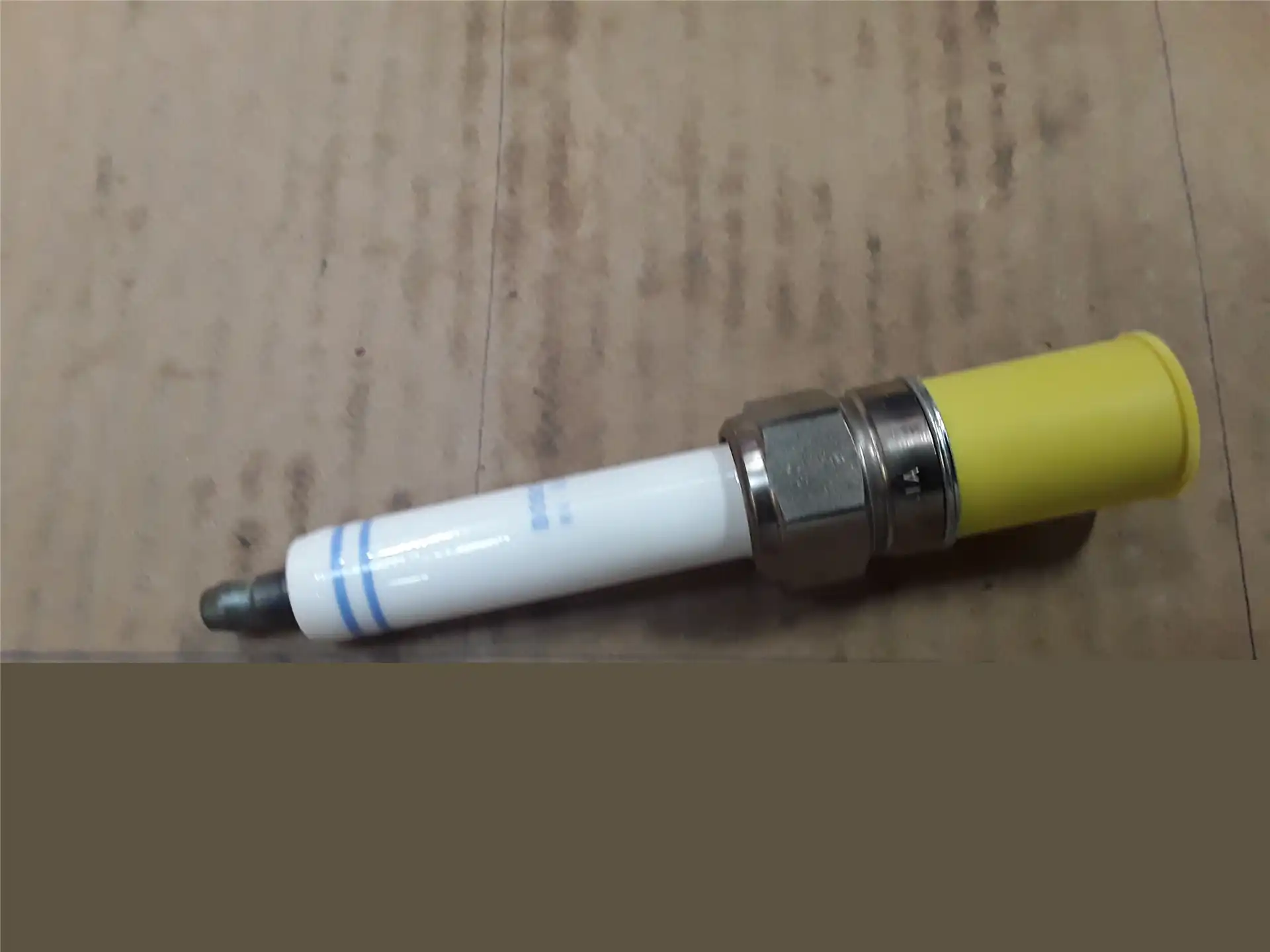 NEW BOSCH PLUGS indicator image 1