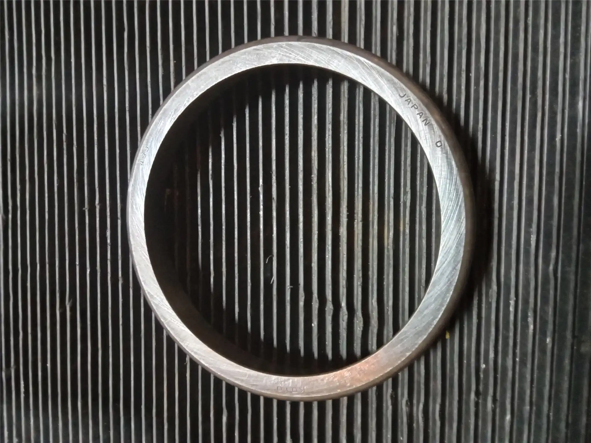 NEW CUP BEARING indicator image 1