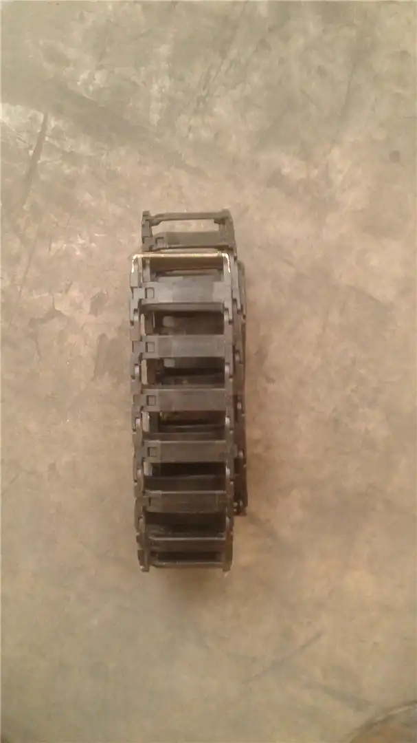 NEW CABLE TRACK 35 image 2