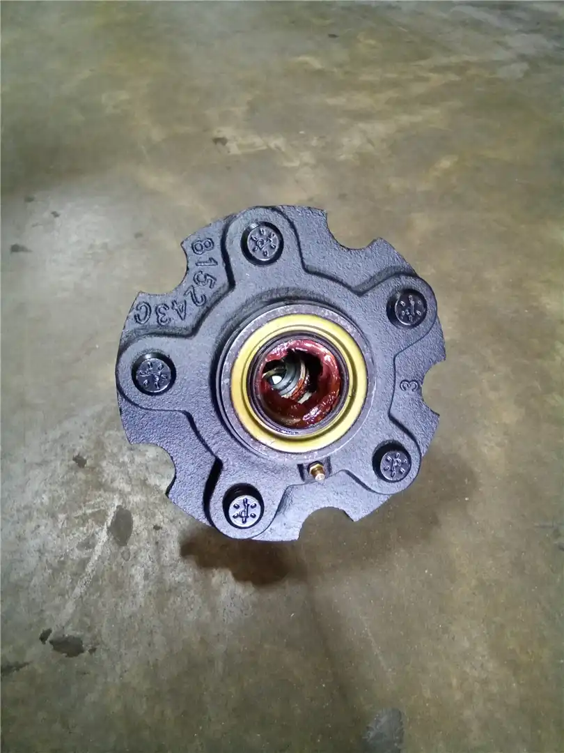 NEW COMPLETE HUB image 2