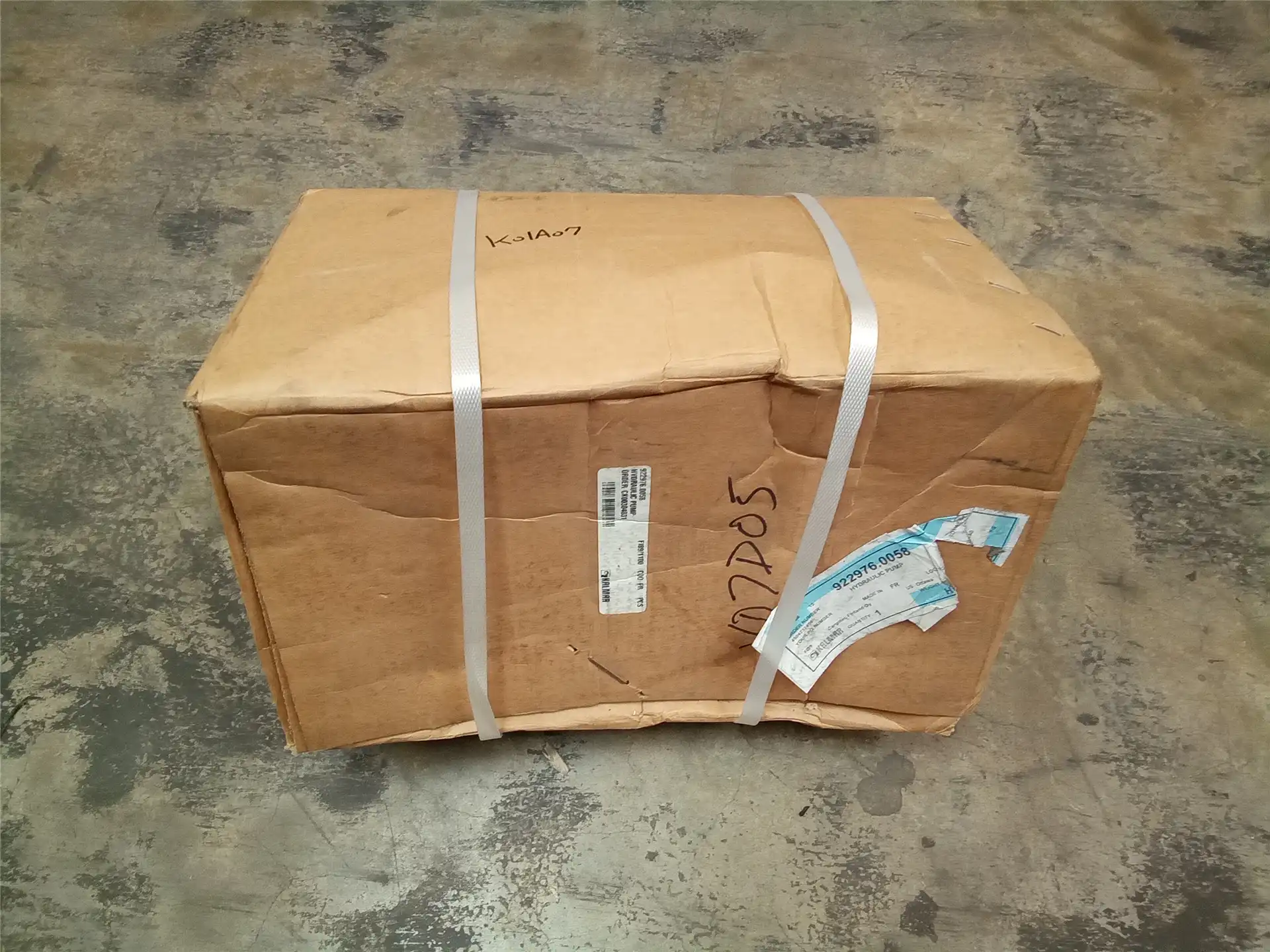 NEW HYDRAULIC PUMP image 4