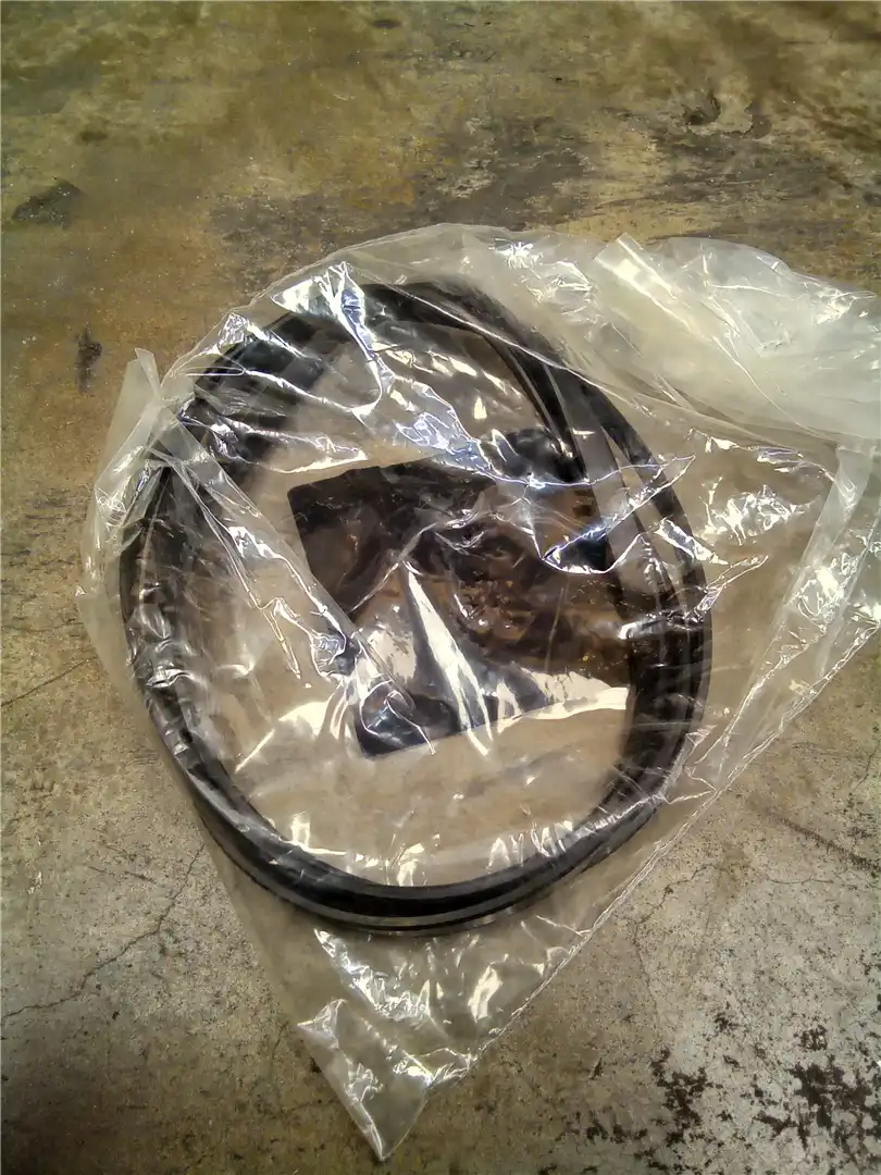NEW SEAL RING indicator image 1