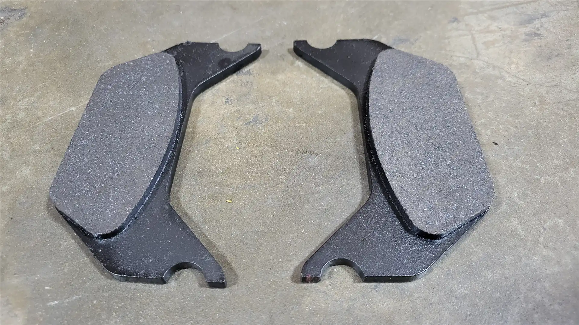 NEW BRAKE SHOE LIN image 2