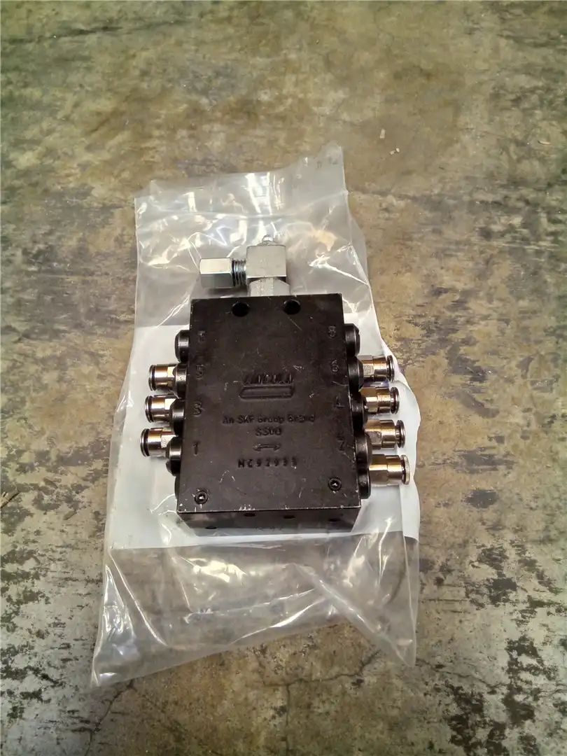 NEW DISTRIBUTION B indicator image 1