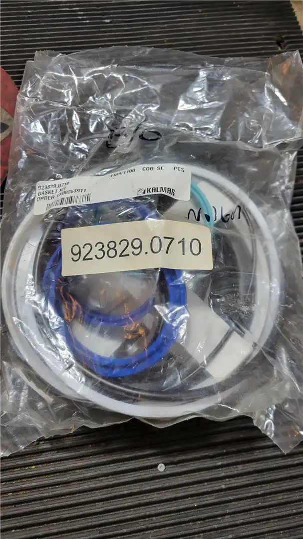 NEW GASKET KIT image 2