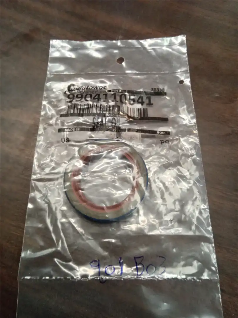 NEW OIL SEAL indicator image 1
