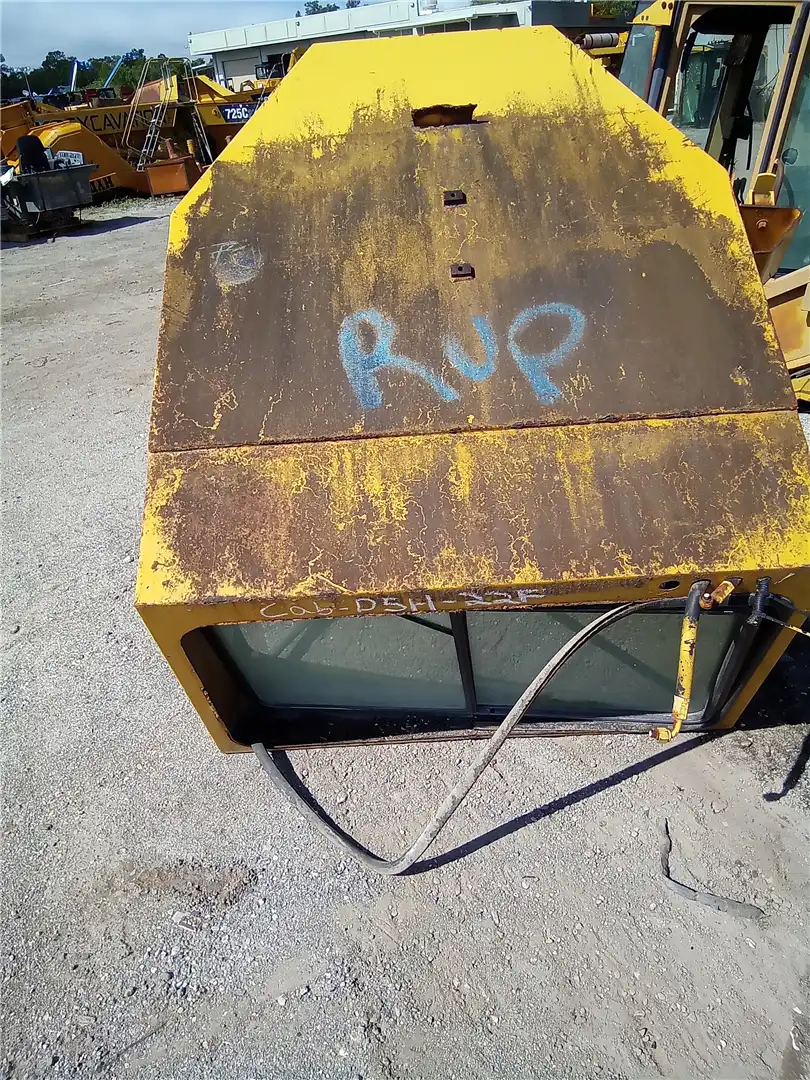 USED SOFT CAB image 2