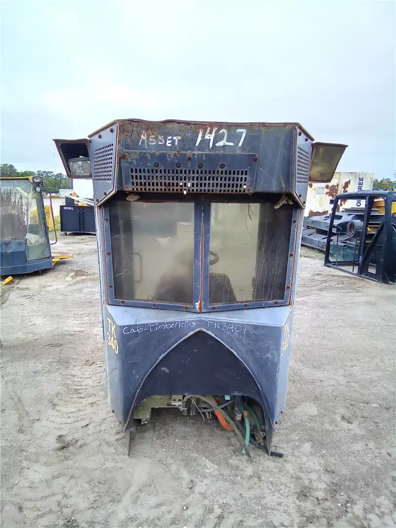USED CAB image 3