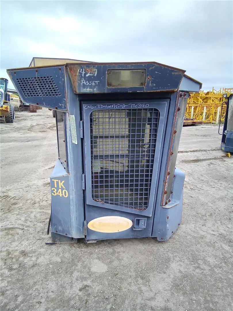 USED CAB image 4