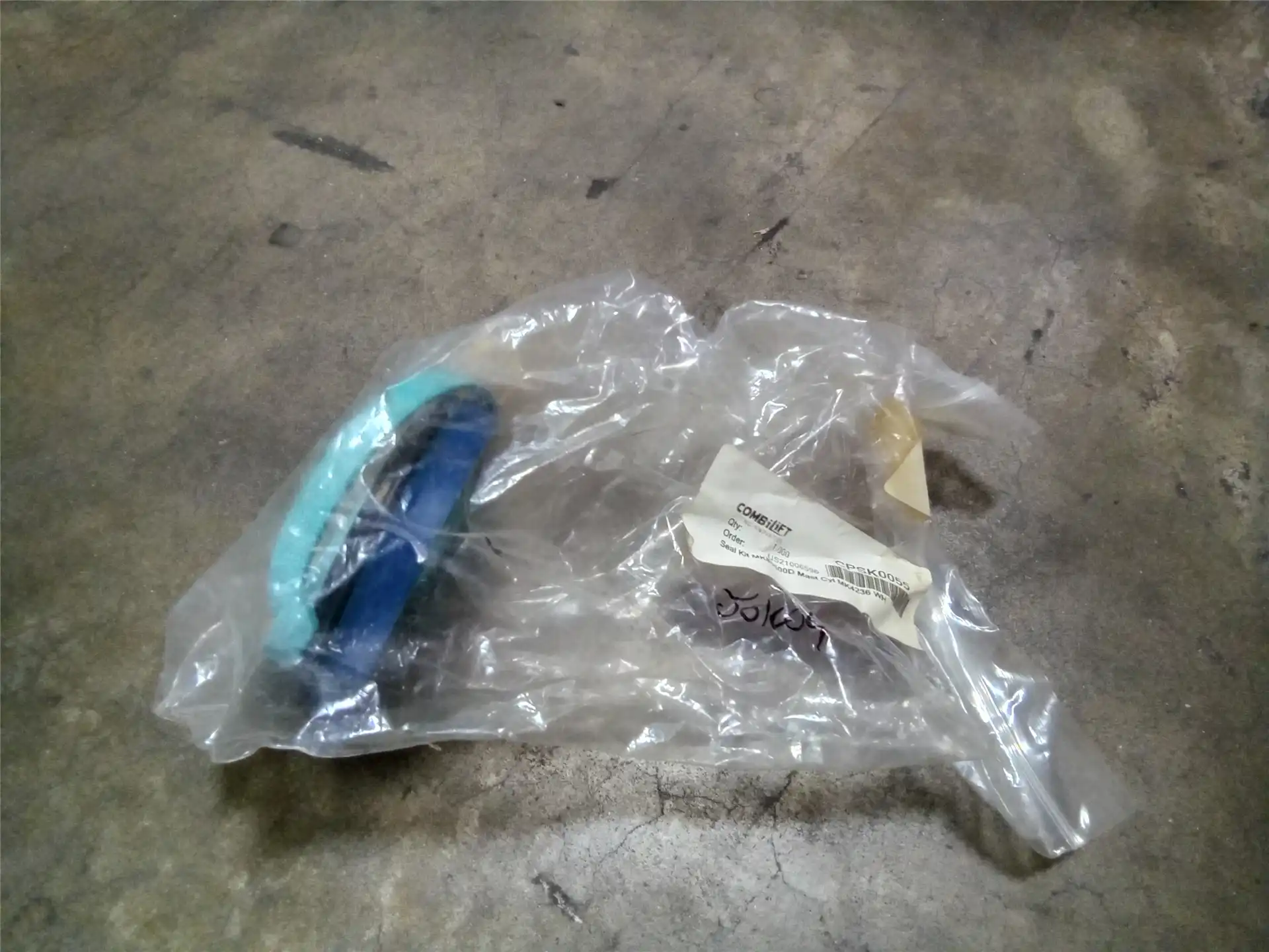 NEW SEAL KIT image 2