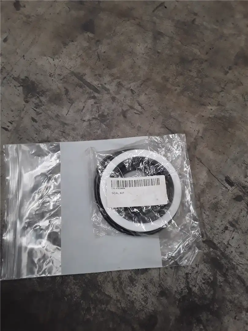 NEW SEAL KIT FOR C indicator image 1