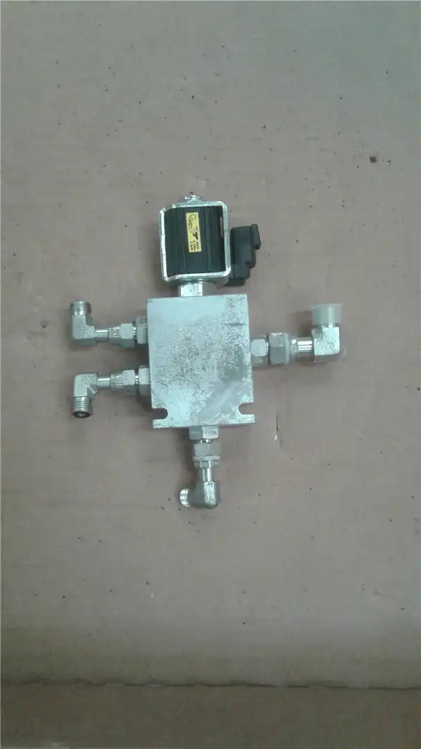 NEW HYDRAULIC VALV indicator image 1