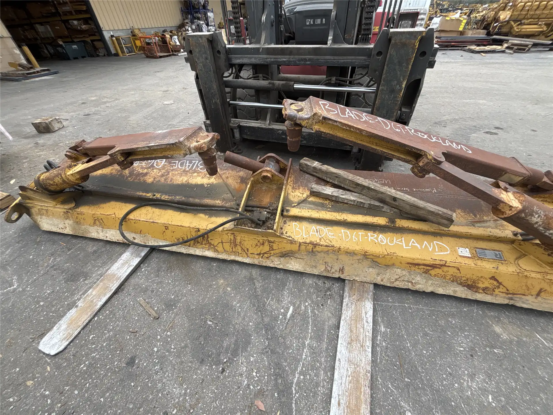 USED BLADE GP indicator image 1