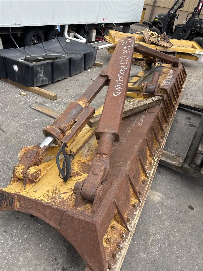 USED BLADE GP image 3