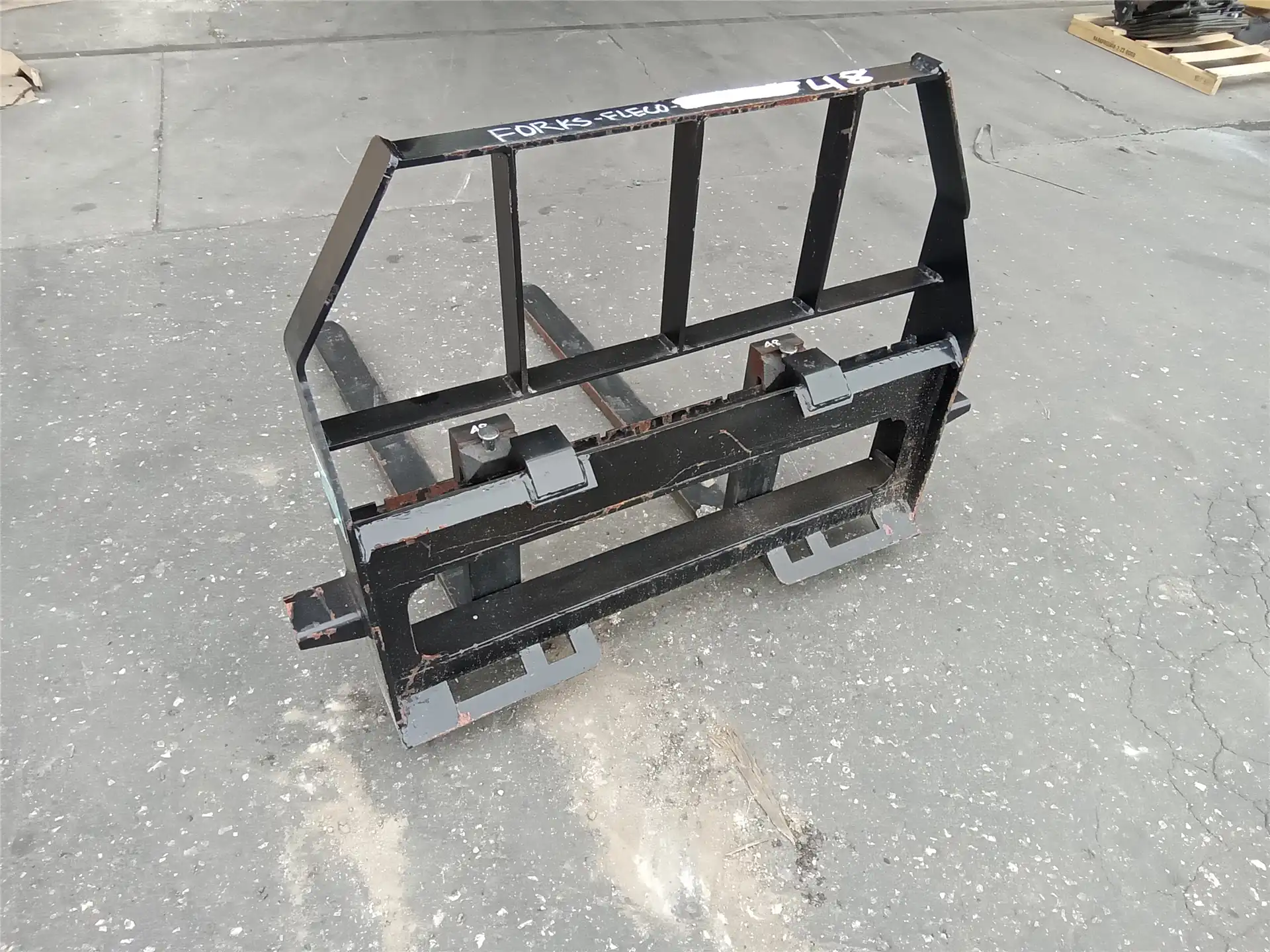 NEW PALLET FORKS image 3