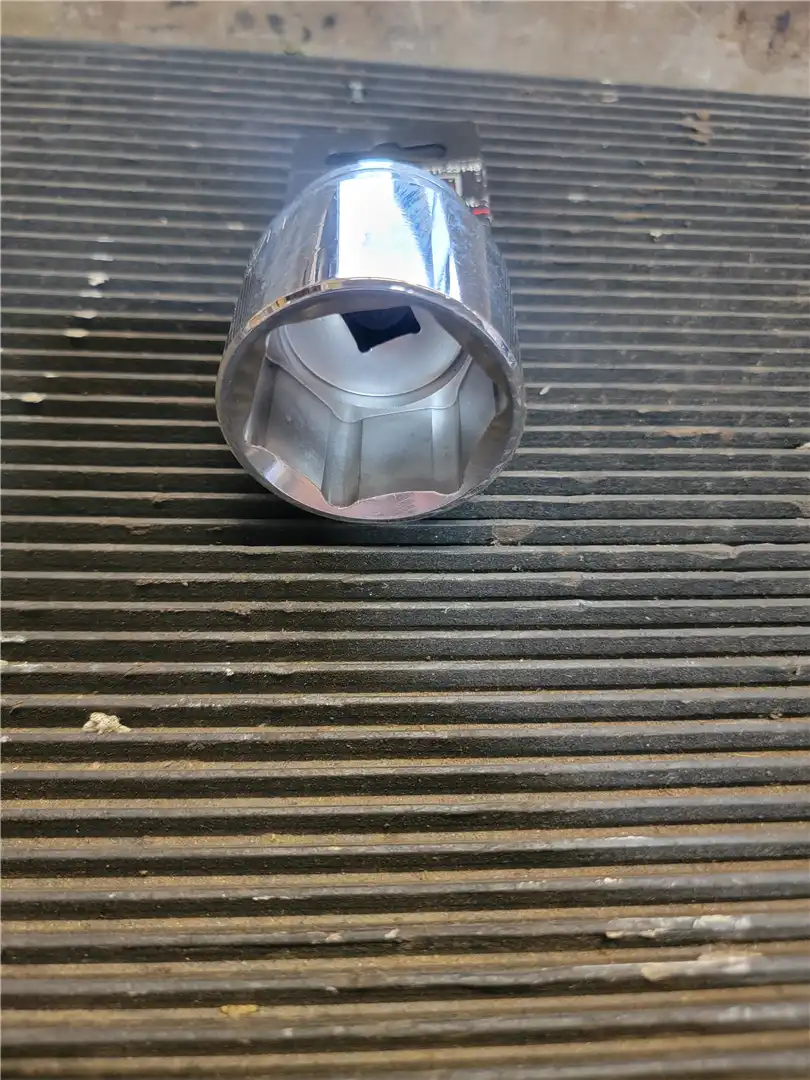 NEW SOCKET 1-1/2 I image 2