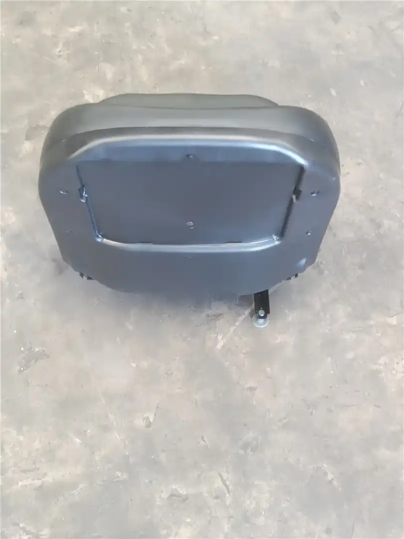 NEW SEAT image 2
