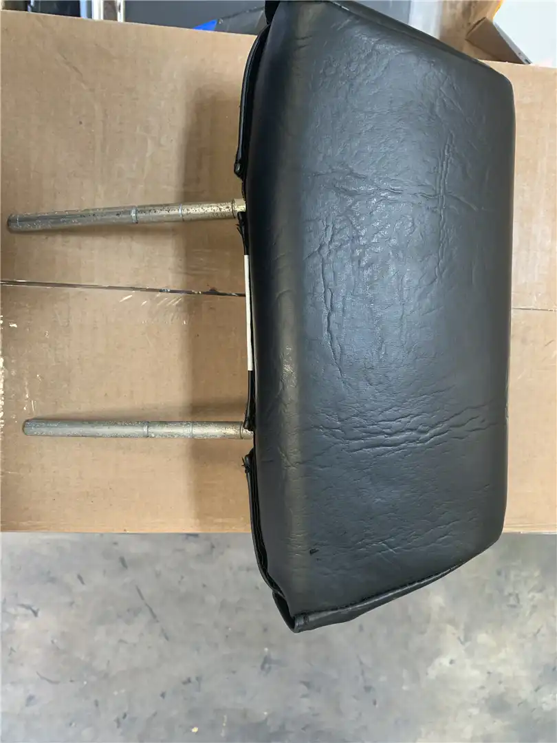 NEW HEADREST AS image 3