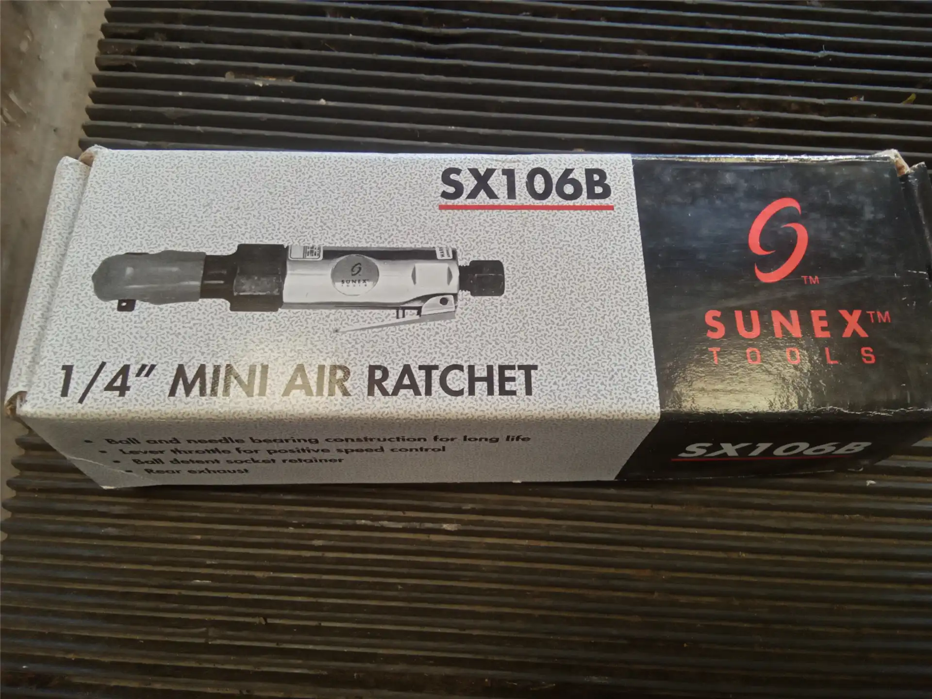 NEW 1/4 MINI AIR R image 3