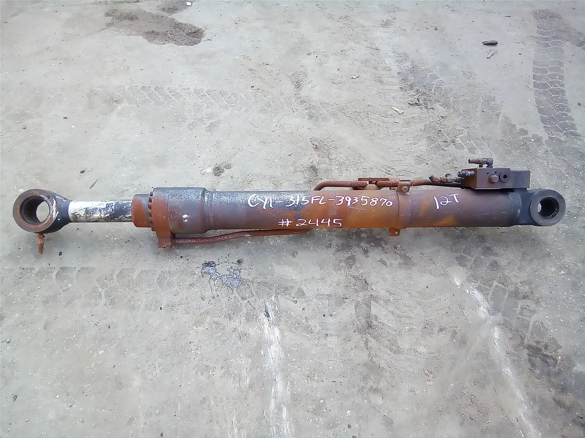 CORE RH BOOM CYL indicator image 1
