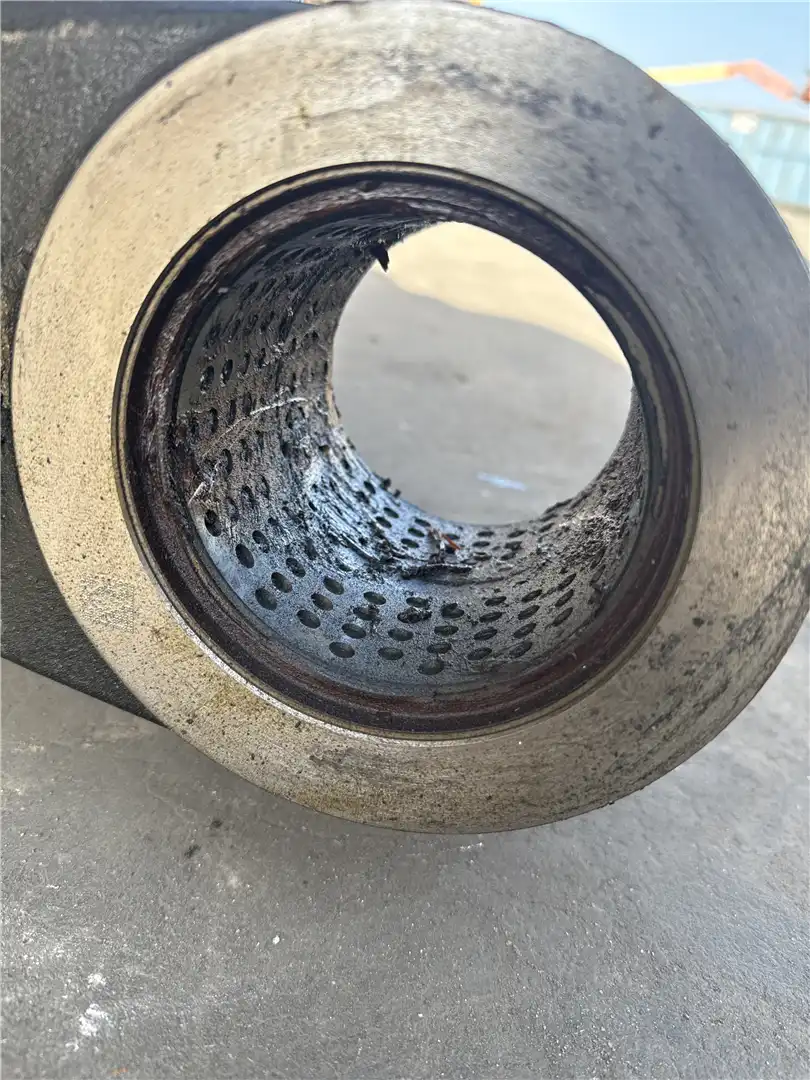 CORE RH BOOM CYL image 3