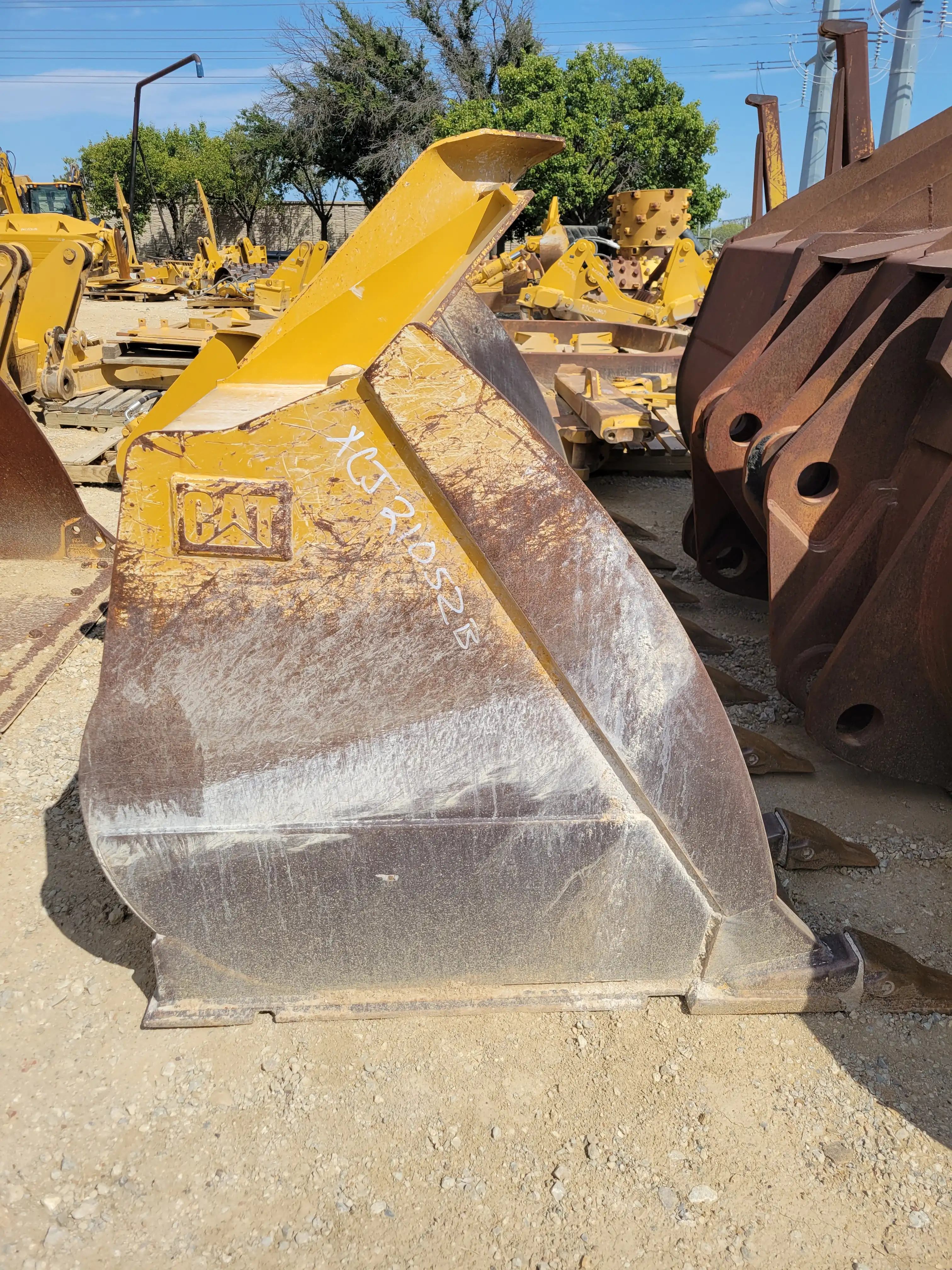 950M PINON 4.5 YARD TOOTH BUCKET  JBM image 3