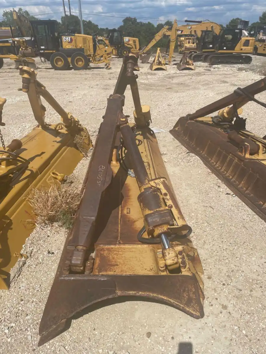 USED D6T ANGLE BLADE                      MQ image 5