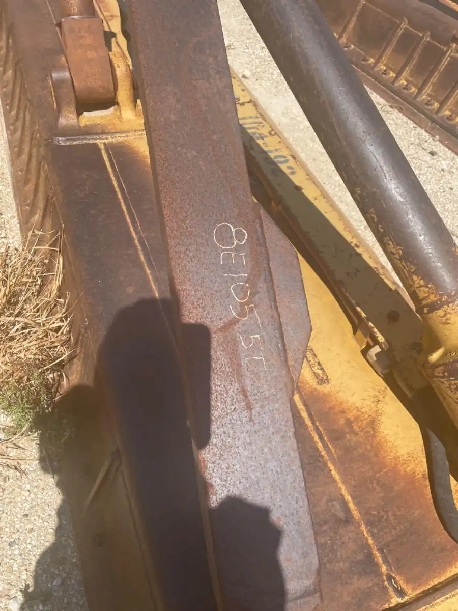 USED D6T ANGLE BLADE                      MQ image 6