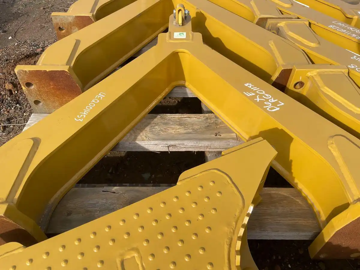 CAT D6XE DRAWBAR image 3