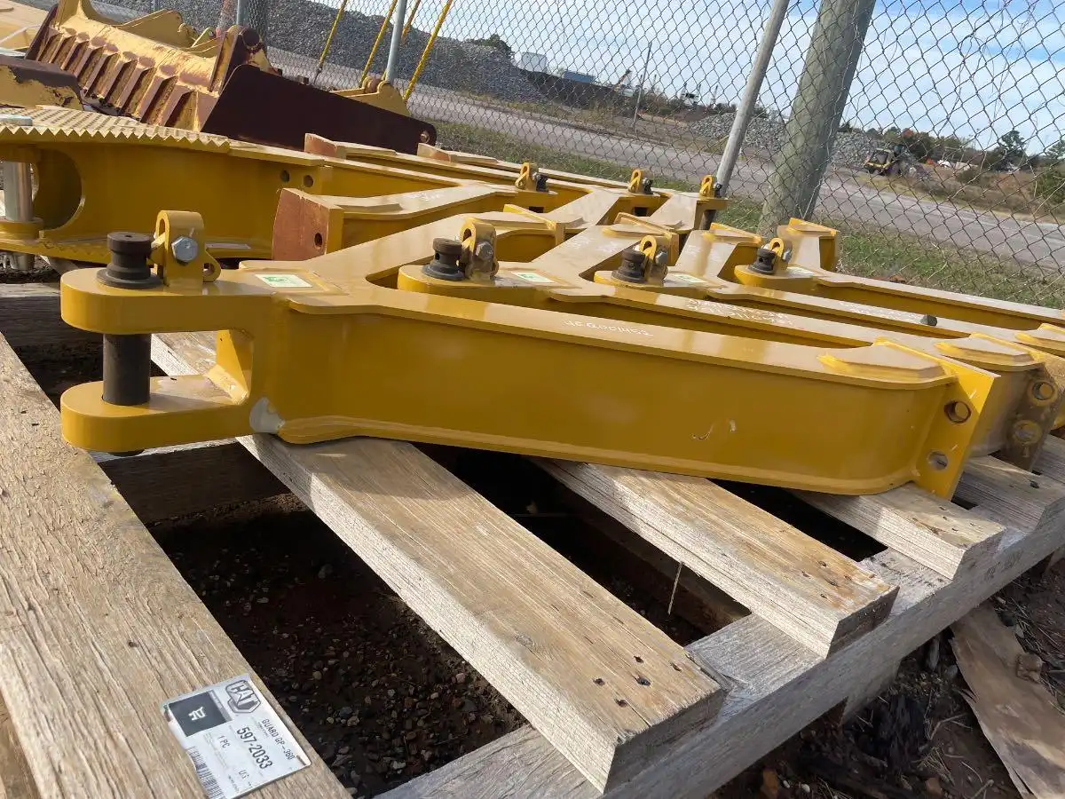 CAT D6XE DRAWBAR image 3