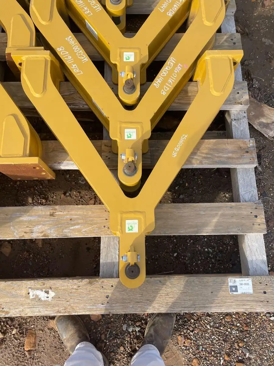 CAT D6XE DRAWBAR image 5