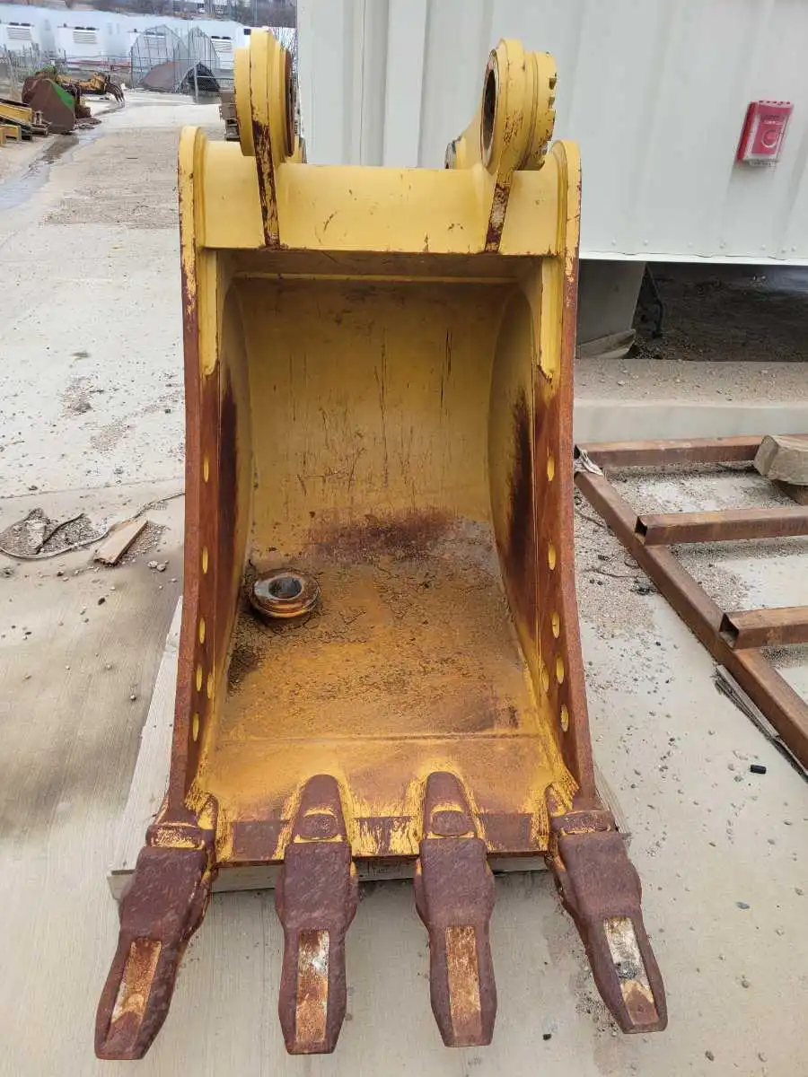 CAT 36" BUCKET FITS "CB" LINKAGE    BLH image 2