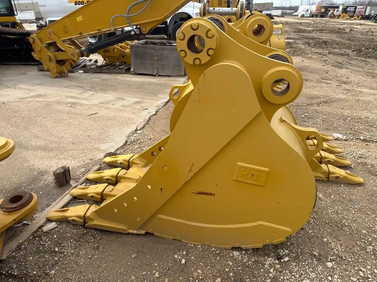 CAT 36" BUCKET FITS "CB" LINKAGE    BLH image 7