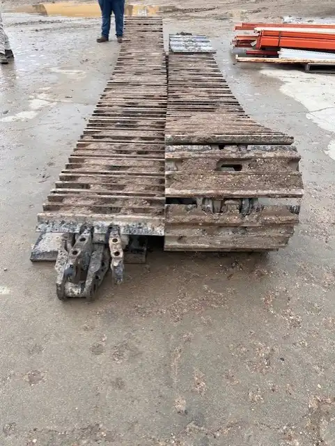 PART # 608-1180 (1 SET OF TRACKS)                     MQ image 2