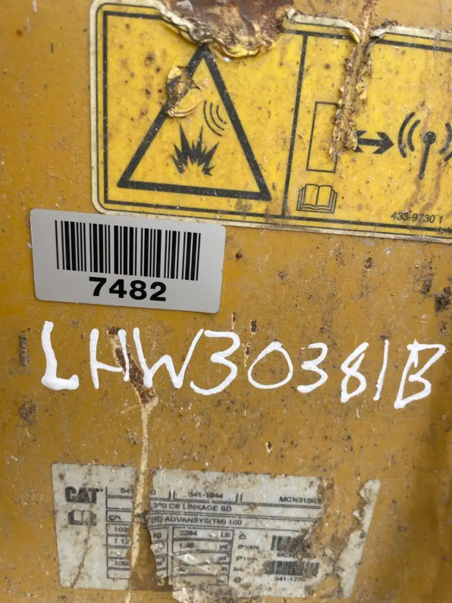 CAT 42" BUCKET FOR CB LINKAGE MACHINE BLH image 5