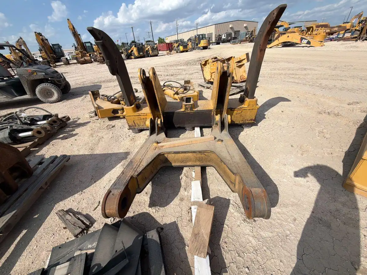 USED D8T MS RIPPER                          MQ image 6