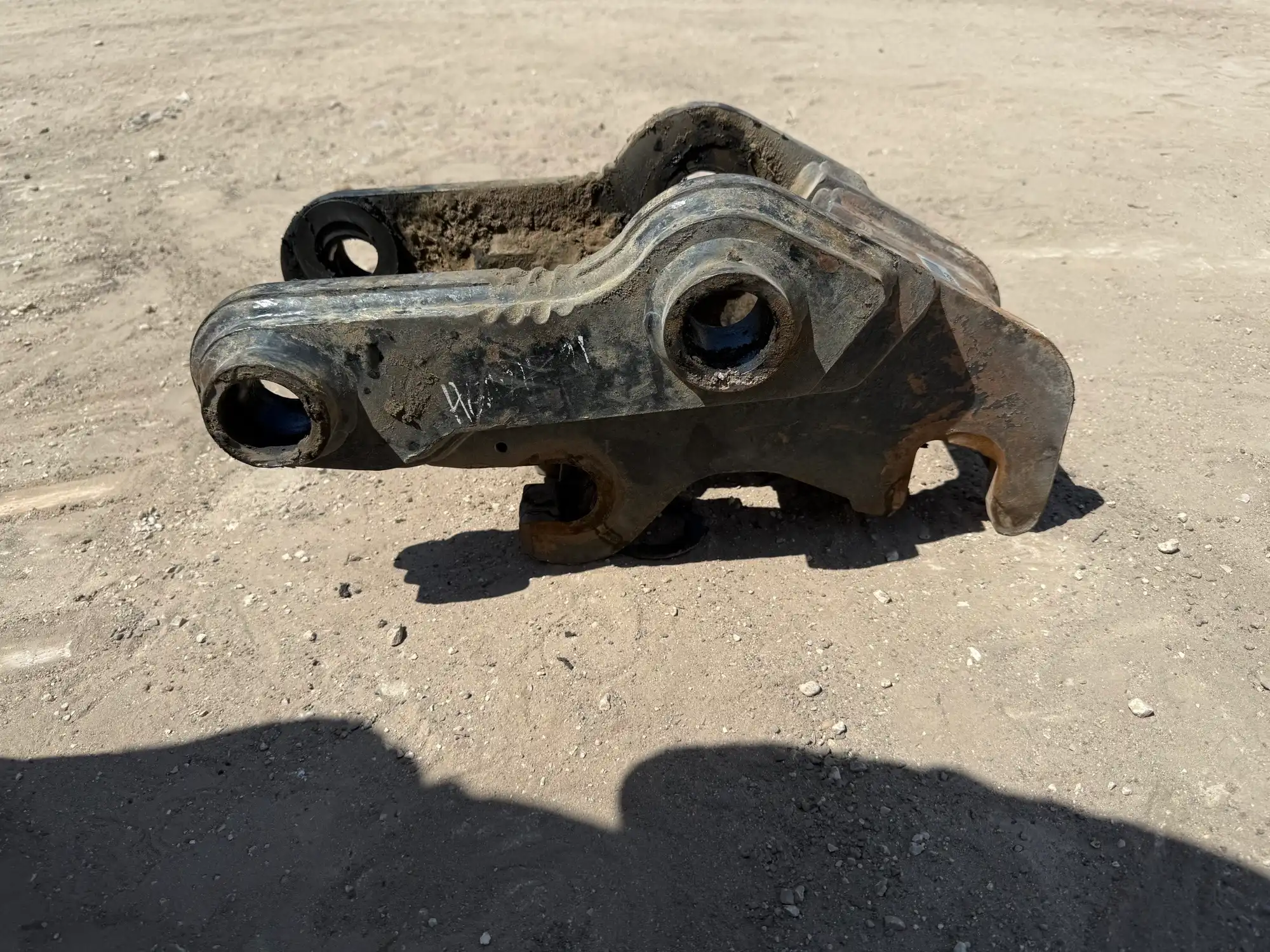 USED 5T PIN GRABBER MQ image 4